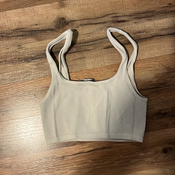 Zara Crop Tank - Picture 3 of 3
